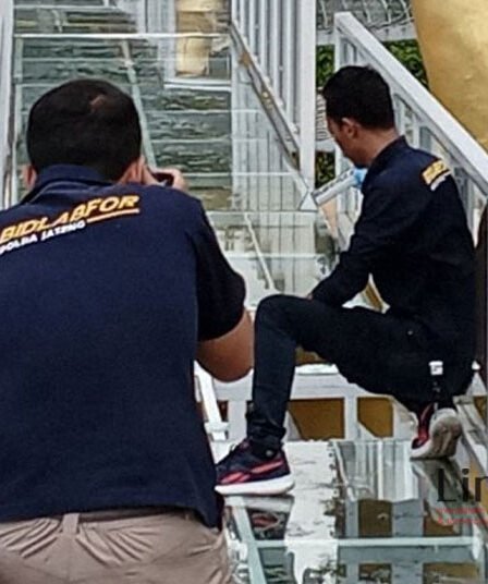 Deretan Fakta Insiden Maut Jembatan Kaca Pecah yang Tewaskan 1 Pengunjung di Banyumas 4 Deretan Fakta Insiden Maut Jembatan Kaca Pecah yang Tewaskan 1 Pengunjung di Banyumas