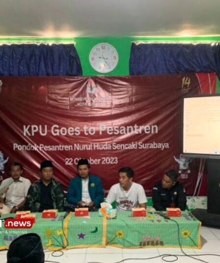 KPU Surabaya Edukasi Pemilih Pemula Pemilu 2024 Lewat Film Kejarlah Janji