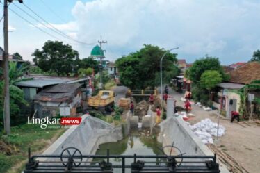 Dinilai Lamban Pemkot Surabaya Didesak Selesaikan Proyek Saluran Air