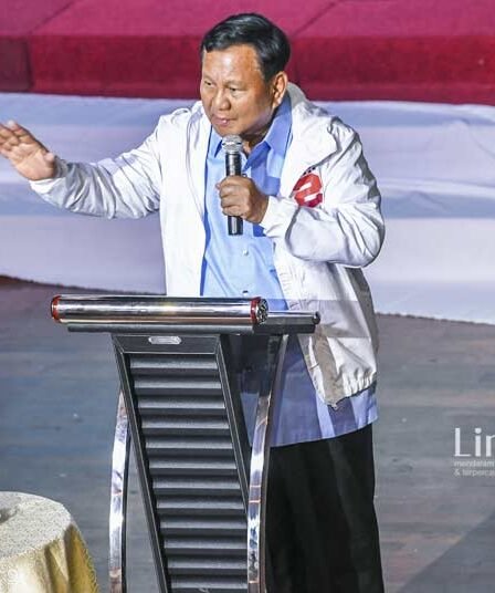 Janji Terapkan Ekonomi Kerakyatan, Prabowo akan Perkuat Pedagang Pasar 4 Janji Terapkan Ekonomi Kerakyatan Prabowo akan Perkuat Pedagang Pasar
