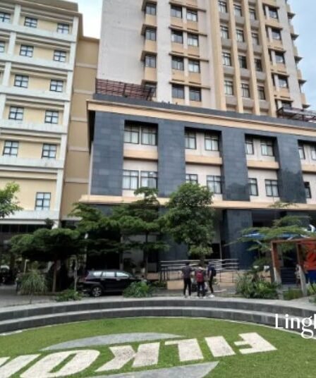 Polisi Ungkap Fakta Eks Mahasiswi Tewas Jatuh dari Lantai 12 UB Malang 4 Polisi Ungkap Fakta Eks Mahasiswi Tewas Jatuh dari Lantai 12 UB Malang