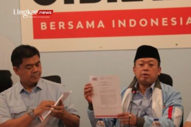 Khofifah Resmi Masuk TKN Prabowo Gibran SK Berlaku saat Debat ke 4 Pilpres 2024
