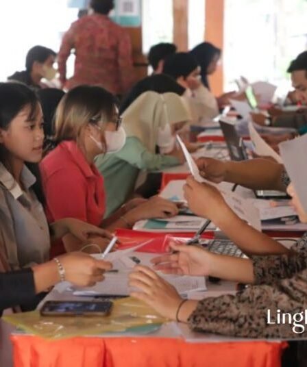 Mahasiswa di 14 PTN Surabaya Berkesempatan Raih Beasiswa Pemuda Tangguh