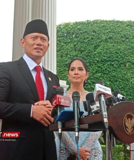 AHY Janji Berantas Mafia Tanah hingga Selesaikan Sertifikasi 120 Juta Bidang Tanah 1 AHY Ditugasi Berantas Mafia Tanah hingga Selesaikan Sertifikasi 120 Juta Bidang Tanah