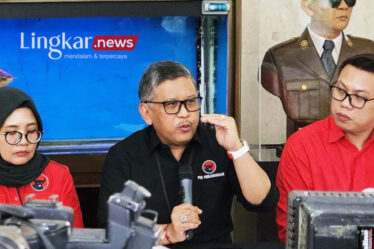 Hasto Kristiyanto saat konferensi pers