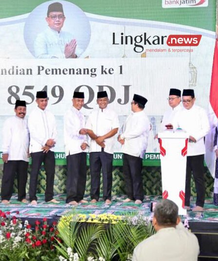 Sebanyak 15 wajib pajak memenangkan undian paket umrah gratis