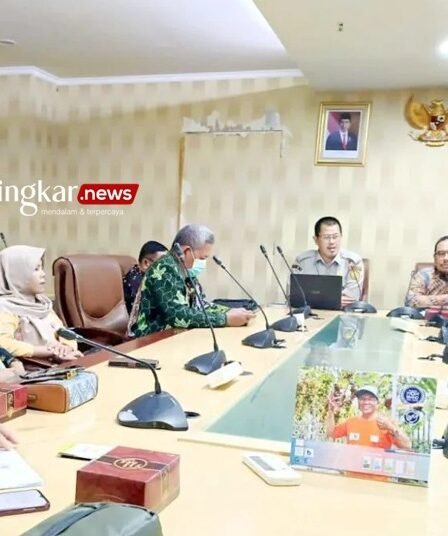 Dapat Tambahan Alokasi Pupuk Subsidi, Pemkab Sitobondo Tunggu SK Gubernur 1 Dapat Tambahan Alokasi Pupuk Subsidi Pemkab Sitobondo Tunggu SK Gubernur