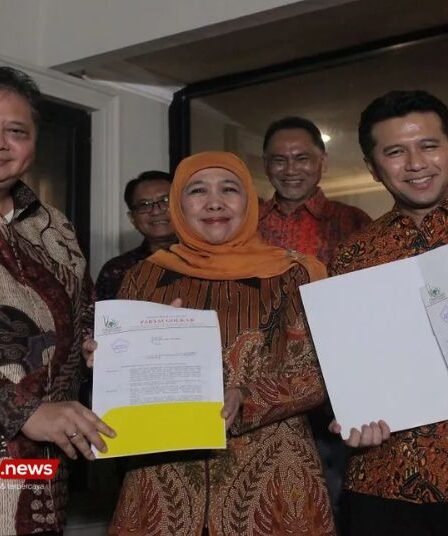 Khofifah-Emil Sebut Jalin Komunikasi dengan PDIP soal Pilkada Jatim 2024 2 Khofifah Emil Sebut Jalin Komunikasi dengan PDIP soal Pilkada Jatim 2024