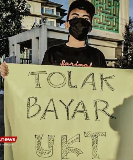 Mahasiswa Menjerit Biaya PTN Tinggi Pemerintah Diminta Selesaikan Masalah UKT