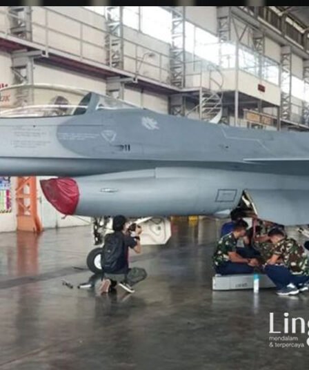 Diserahkan di Lanud Iswahjudi, TNI AU Pastikan Pesawat F-16 Siap Perkuat Wilayah Udara 3 pesawat
