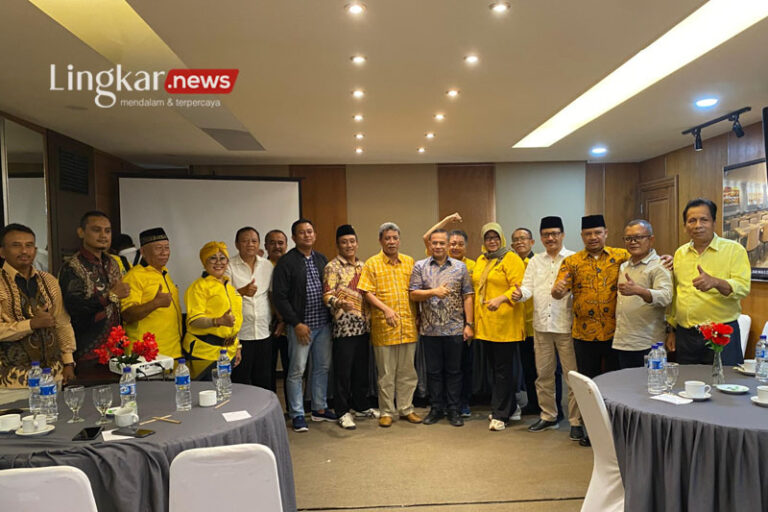 DPP Partai Golkar menggelar pembahasan dan simulasi konfigurasi yang diikuti bakal calon bupati dan wakil bupati Pati 2024 768x512 1