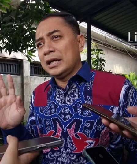 Ancam Segala Kalangan, Walkot Surabaya Imbau ASN Hindari Judi Online 5 walkot surabaya