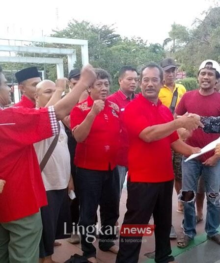 Mengejutkan! Visi Agsun “Rakyate Kopen Pejabate Kajen” Didukung 11 Ketua PAC PDIP 4 11 pac pdip pati dukung agus sunarko maju pilbup pati 2024