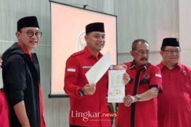 Diinstruksikan Menang PDIP Beri Rekomendasi 7 Paslon di Pilkada Jatim