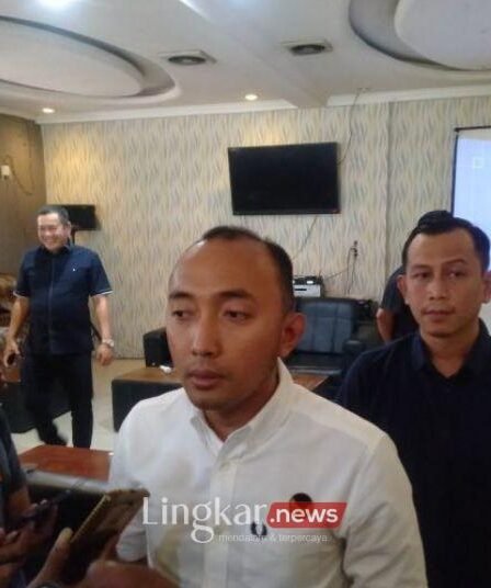 Eks Sekda dan Petahana Bupati Karawang Berkemungkinan Head to Head di Pilkada 1 Eks Sekda dan Petahana Bupati Karawang Berkemungkinan Head to Head di Pilkada