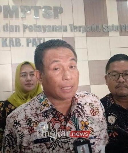 Langgar Perda 8/2013, Izin Karaoke di Lahan PT KAI Puri Pati Tidak Pernah Dicabut 8 Langgar Perda 82013 Izin Karaoke di Lahan PT KAI Puri Pati Tidak Pernah Dicabut