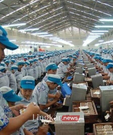 Pertumbuhan Ekonomi RI Sulit 8 Juta Masyarakat Menengah Malah Turun Kelas