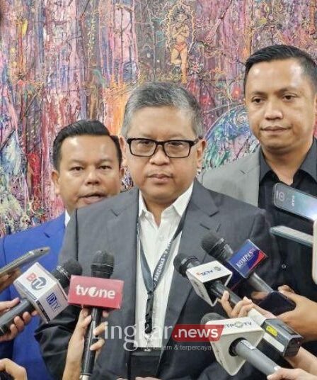 Sebut Ada Upaya Ambil Alih PDIP, Hasto Minta KPK Kembalikan Buku Partai 3 Sebut Ada Upaya Ambil Alih PDIP Hasto Minta KPK Kembalikan Buku Partai