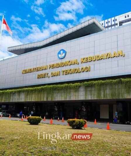 Dapat Dikritik Kemendikbudristek akan Dipecah Jadi 3 Kementerian