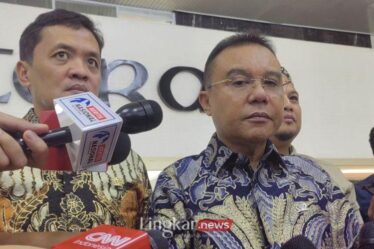 Bikin Gaduh Masyarakat Rencana PPN 12 Persen Dikaji DPR