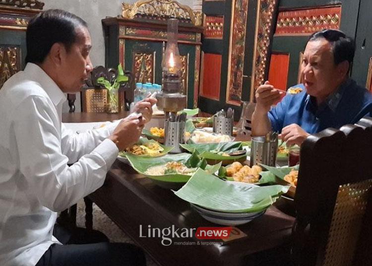 Prabowo RI Subianto dan Jokowi makan malam di Angkringan