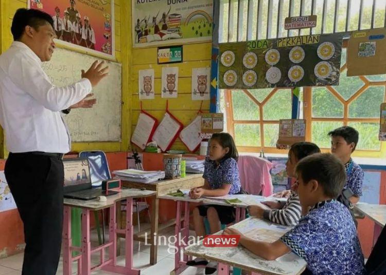 Jumlah Pendidik di Daerah 3T Masih Kurang DPR Usul Skema Transfer Guru