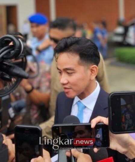 Respons Gibran Usai Resmi Dipecat dari PDIP 1 Respons Gibran Usai Resmi Dipecat dari PDIP