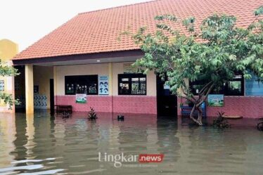 Sudah 5 hari Banjir di Mojokerto Tak Kunjung Surut