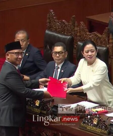 DPR RI Sahkan RUU TNI Semua Fraksi Setuju