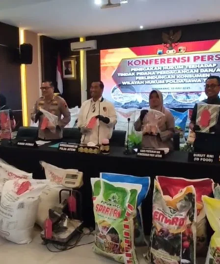 Temuan Pupuk Palsu Petani Berpotensi Kerugian Rp32 Triliun