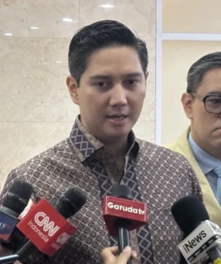 result 21438 wakil ketua komisi i dpr budi djiwandono