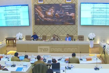 DPR Ungkit Rp23311 Triliun Dana Pemda Mengendap di Bank