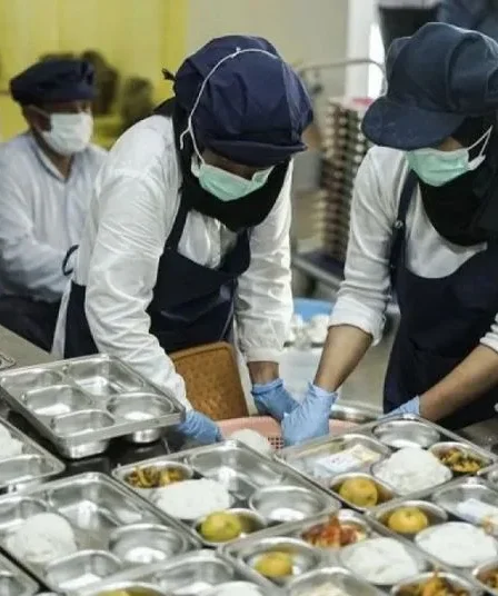 Komisi X DPR Usul Bentuk Dapur Sekolah MBG di Daerah 3T