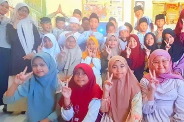Sambut HSN siswa SDSMP di Situbondo wajib kenakan busana Muslim