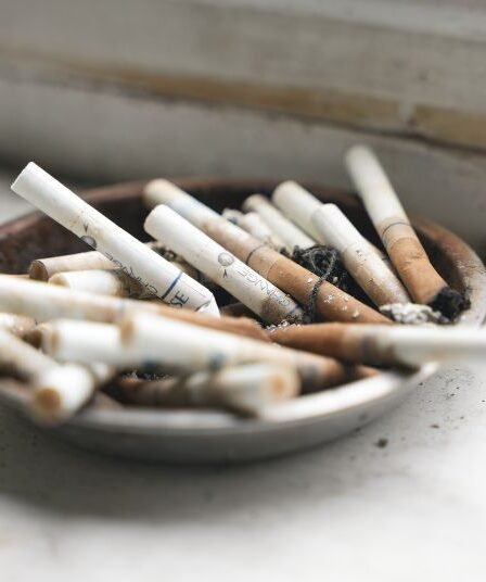 Bapemperda Sebut Larangan Jual Rokok dalam Raperda KTR Jakarta Sulit Diterapkan