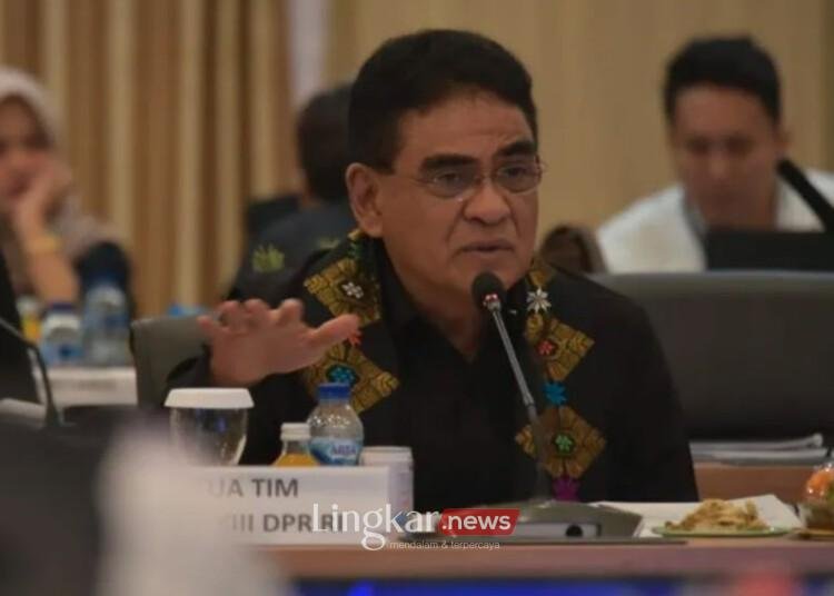 Ketua DPP PDIP Andreas Hugo Pareira