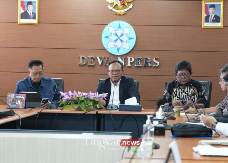 Catatan Akhir 2025, Dewan Pers Soroti Isu Kemerdekaan Pers hingga Ekonomi Media 1 Ketua Dewan Pers