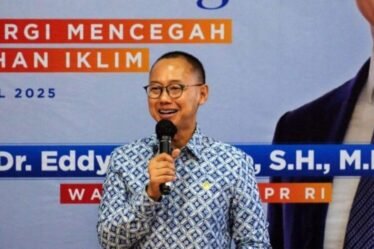 Refleksi 2025 Wakil Ketua MPR dorong pengesahan RUU Perubahan Iklim 750x536 1