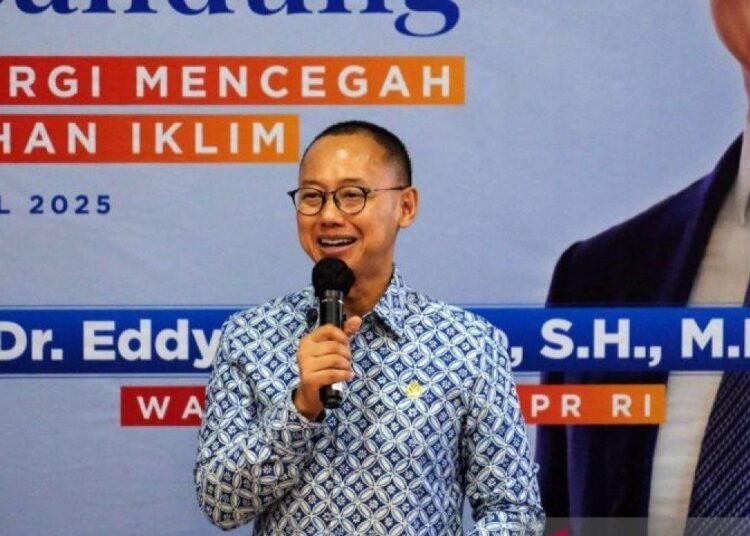 Refleksi 2025 Wakil Ketua MPR dorong pengesahan RUU Perubahan Iklim 750x536 1