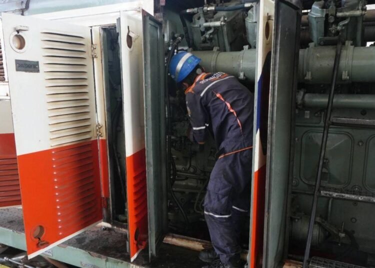 Sambut Nataru, KAI Daop 9 Jember Siagakan Lokomotif dan Kereta Cadangan 1 unnamed file 132 750x536 1