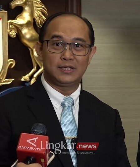 dirjen administrasi hukum umum kemenkum widodo