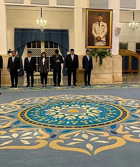 Prabowo Lantik 8 Anggota Dewan Energi Nasional Unsur Pemangku Kepentingan 2 presiden prabowo subianto lantik delapan anggota den 2026 2030 dari unsur pemangku kepentingan