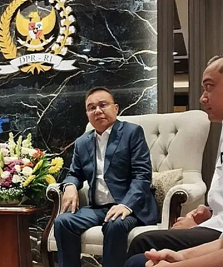 wakil ketua dpr ri sufmi dasco ahmad dan mensesneg prasetyo