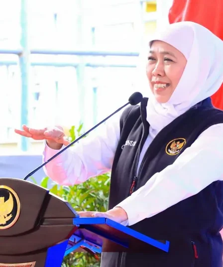 Pemprov Jatim Siapkan 17 Rute Bus dan 2 Kapal Program Mudik Gratis 6 gubernur jatim khofifah indar parawansa 2