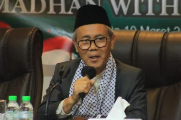 ketua mui bidang hubungan luar negeri dan kerja sama internasional sudarnoto abdul hakim