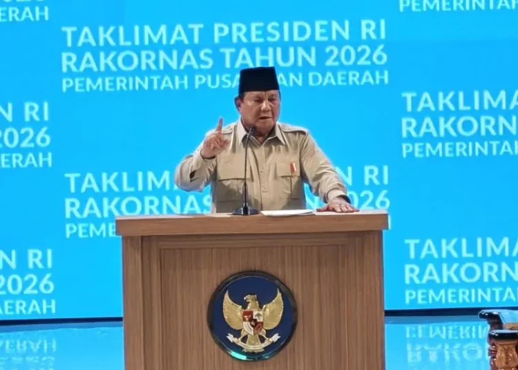 presiden prabowo subianto taklimat rakornas pemerintah pusat dan daerah di sentul