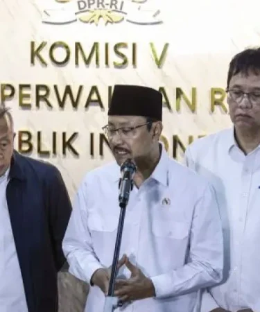 rapat konsultasi dpr terkait perbaikan tata kelola jaminan sosial kesehatan