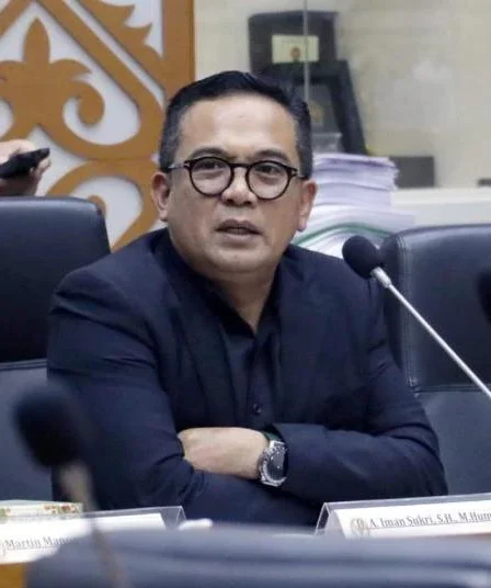 DPR: Impor 105.000 Mobil India untuk KDKMP Bertentangan dengan Komitmen Prabowo 4 wakil ketua badan legislasi dpr ri ahmad iman sukri