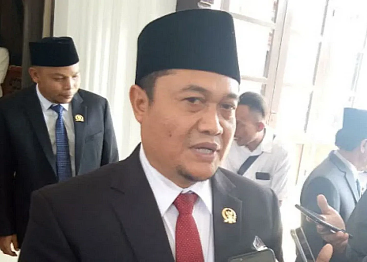 wakil ketua komisi c dprd jawa timur agus wicaksono