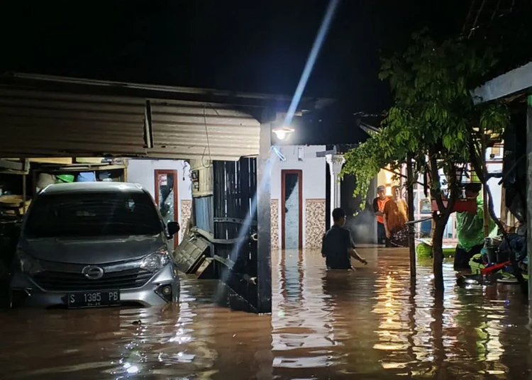 Banjir Terjang 11 Kecamatan di Pasuruan, 6.650 Rumah Terdampak 1 banjir pasuruan